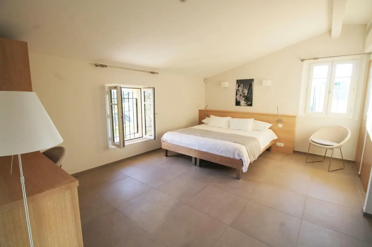Clos Des Oliviers Grimaud - Meuble De Tourisme Aparthotel 4*,