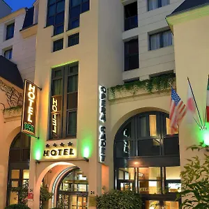 Opera Cadet Hotel